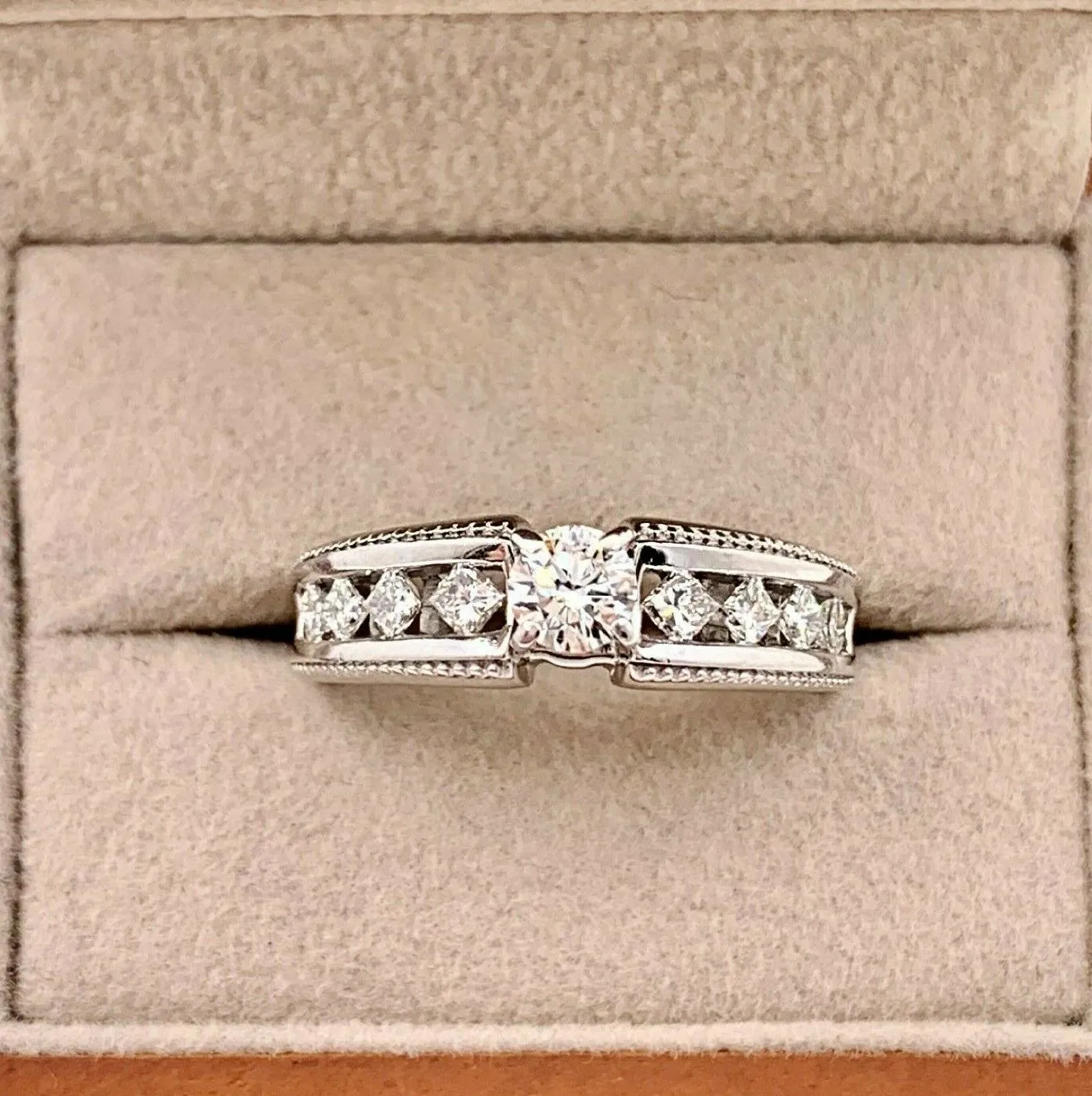 1.17 TCW Round Brilliant Diamond Engagement Ring 14K IGI Certified