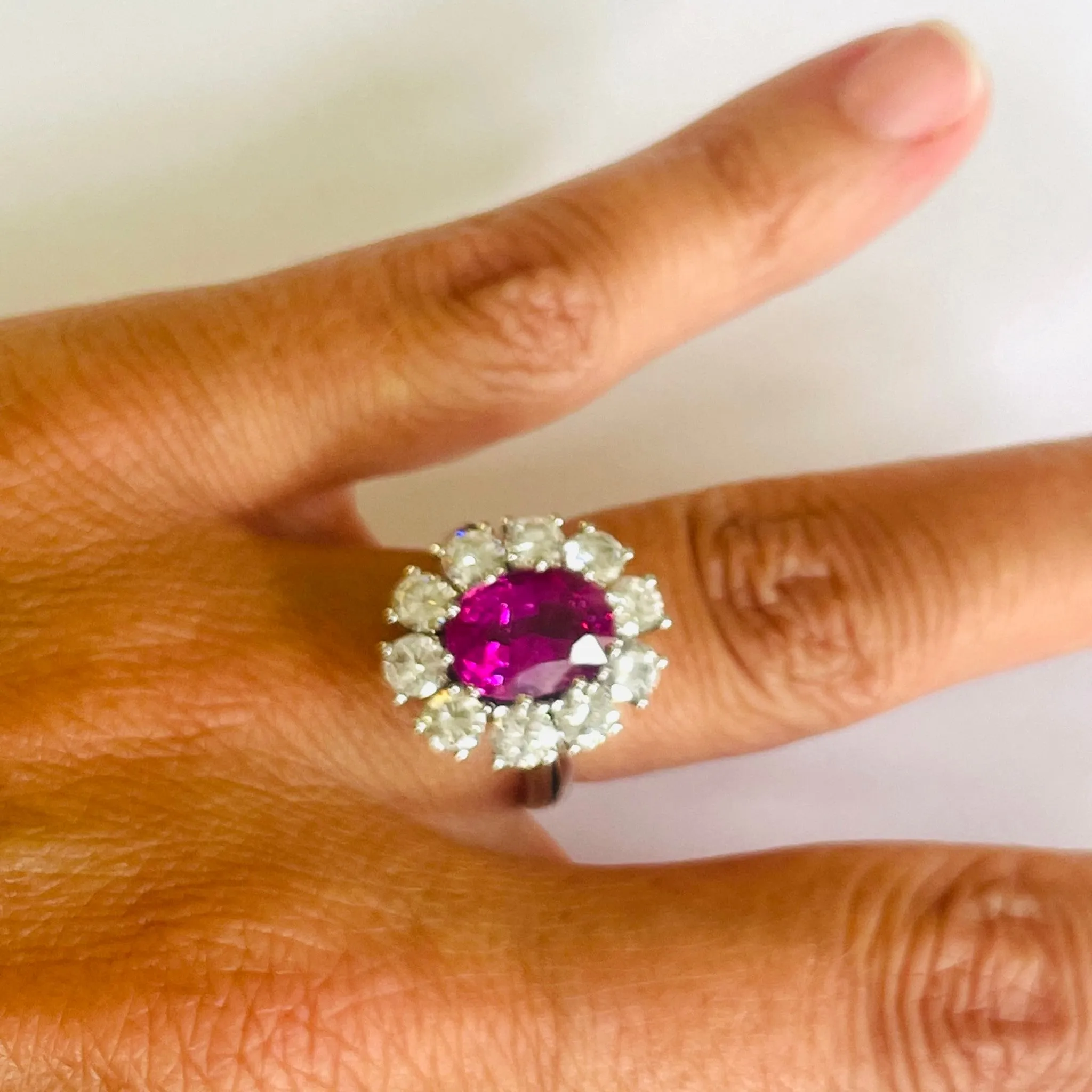 1980s 18KT White Gold Sapphire & Diamond Ring