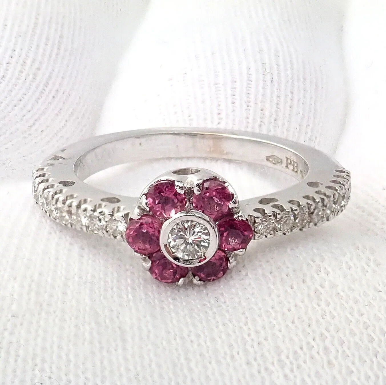Authentic! Pasquale Bruni 18k White Gold Diamond Pink Sapphire Flower Fiori Ring