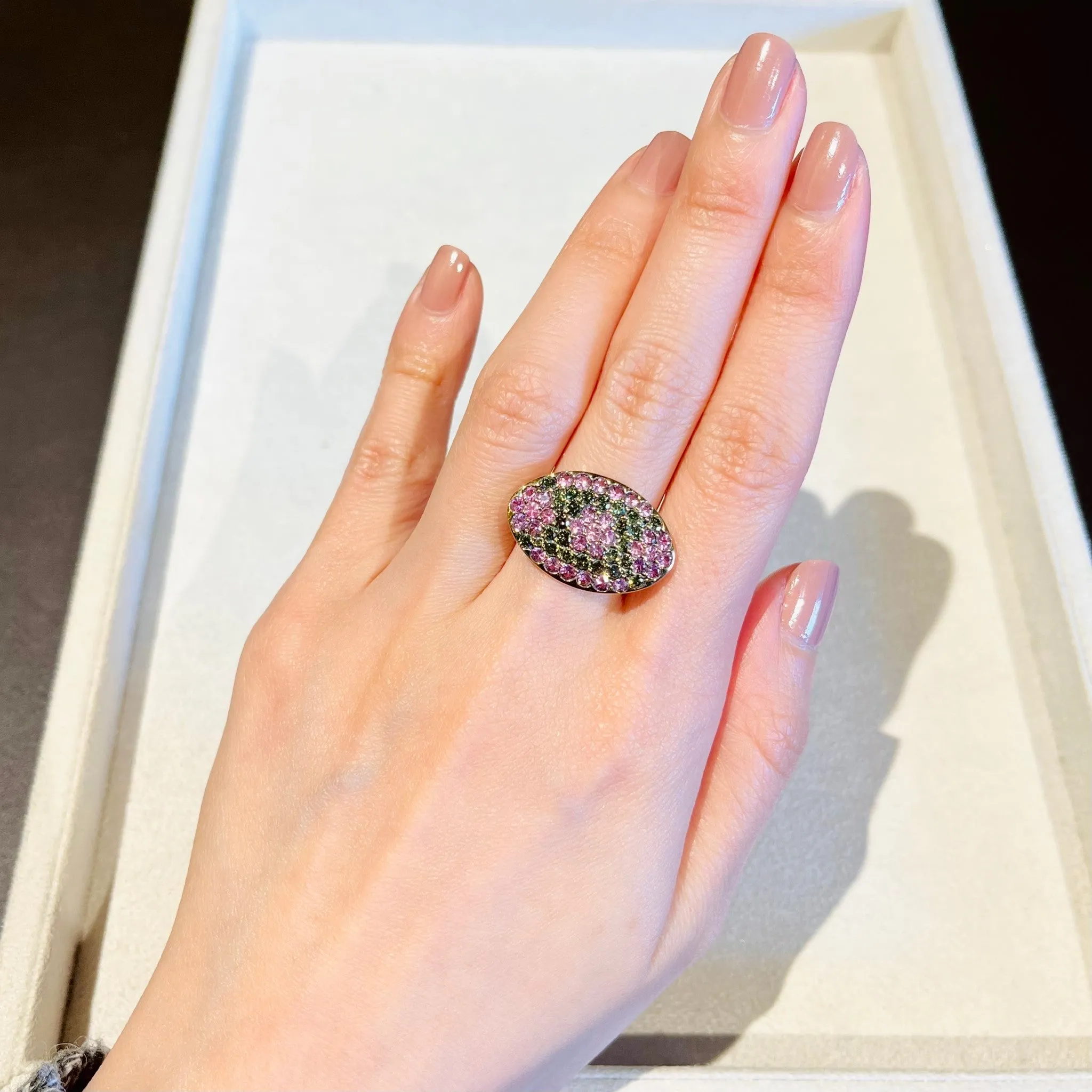 Contemporary 18KT Yellow Gold Sapphire Ring