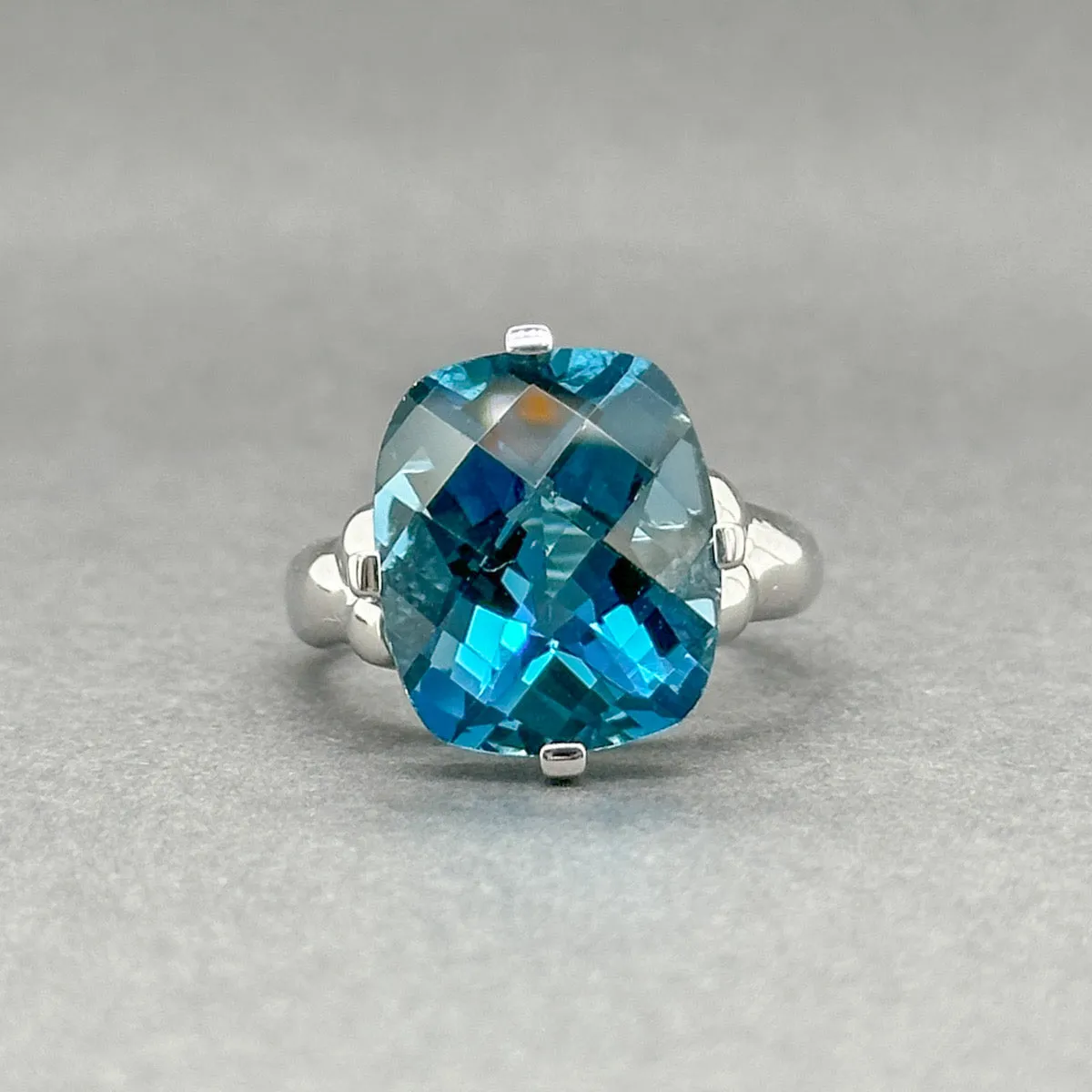Estate 10K W Gold 11.01ct London Blue Topaz Ring