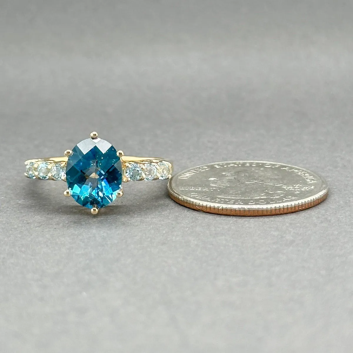Estate 10K Y Gold 3.31ctw Blue Topaz Ring