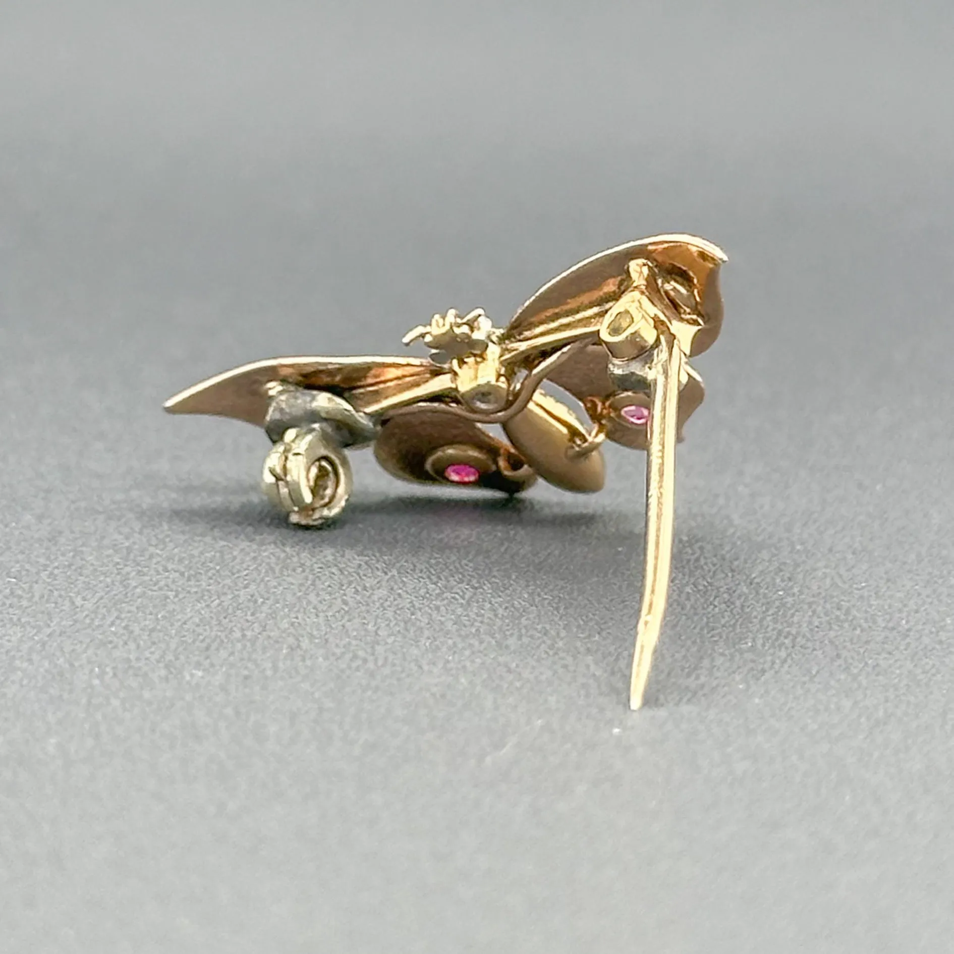 Estate 13K Tri-Color Gold 0.06cttw Ruby. 0.09ct Sapphire. 0.06cttw H-I/SI1 Diamond Butterfly Pin