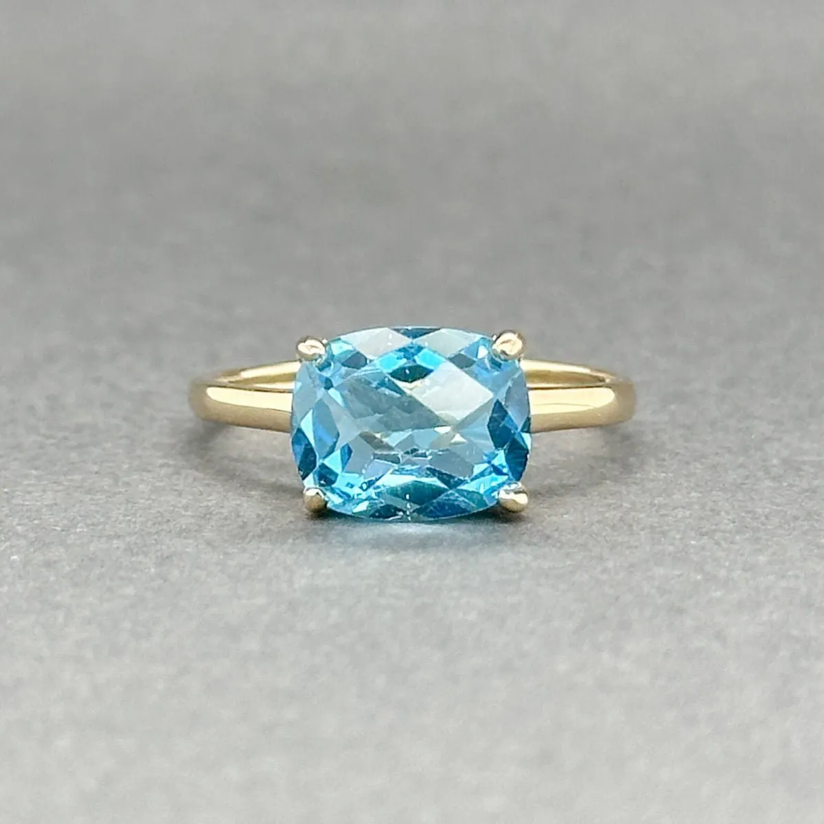 Estate 14K Y Gold 3.89ct Blue Topaz Ring